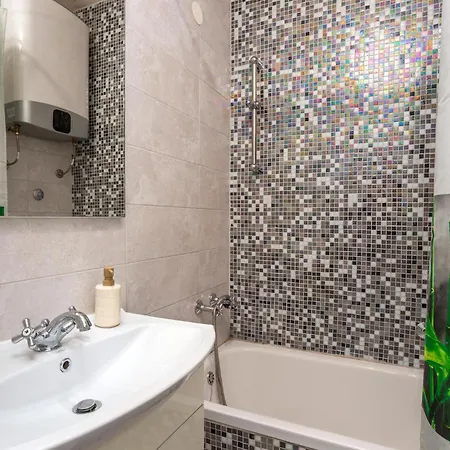 One Bedroom Beautiful In Case de vacanță *